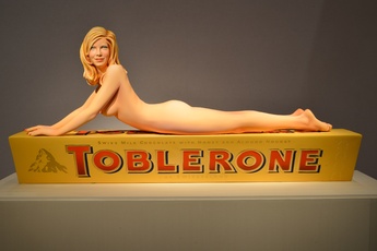 Toblerone Tess by Ramos Mel